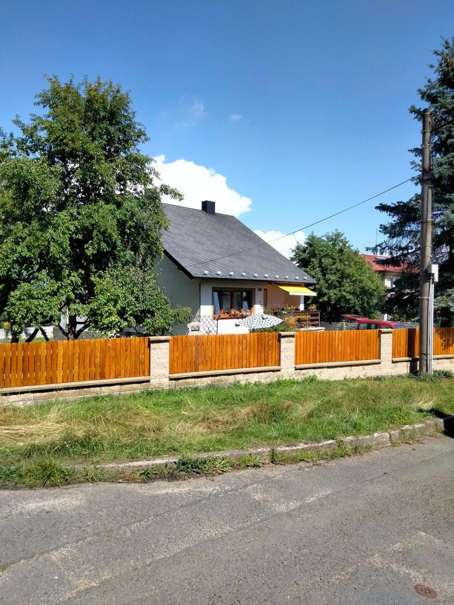 Penzion U Krbu Hotel Локет Екстериор снимка
