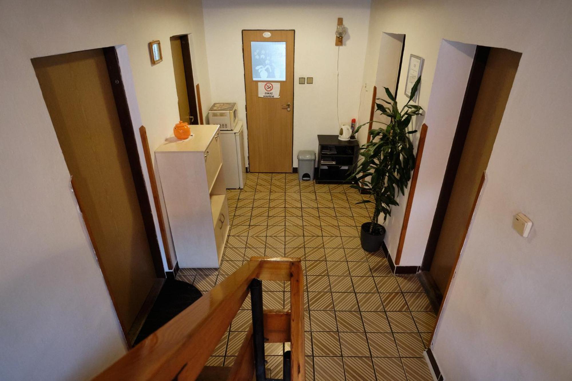 Penzion U Krbu Hotel Локет Екстериор снимка